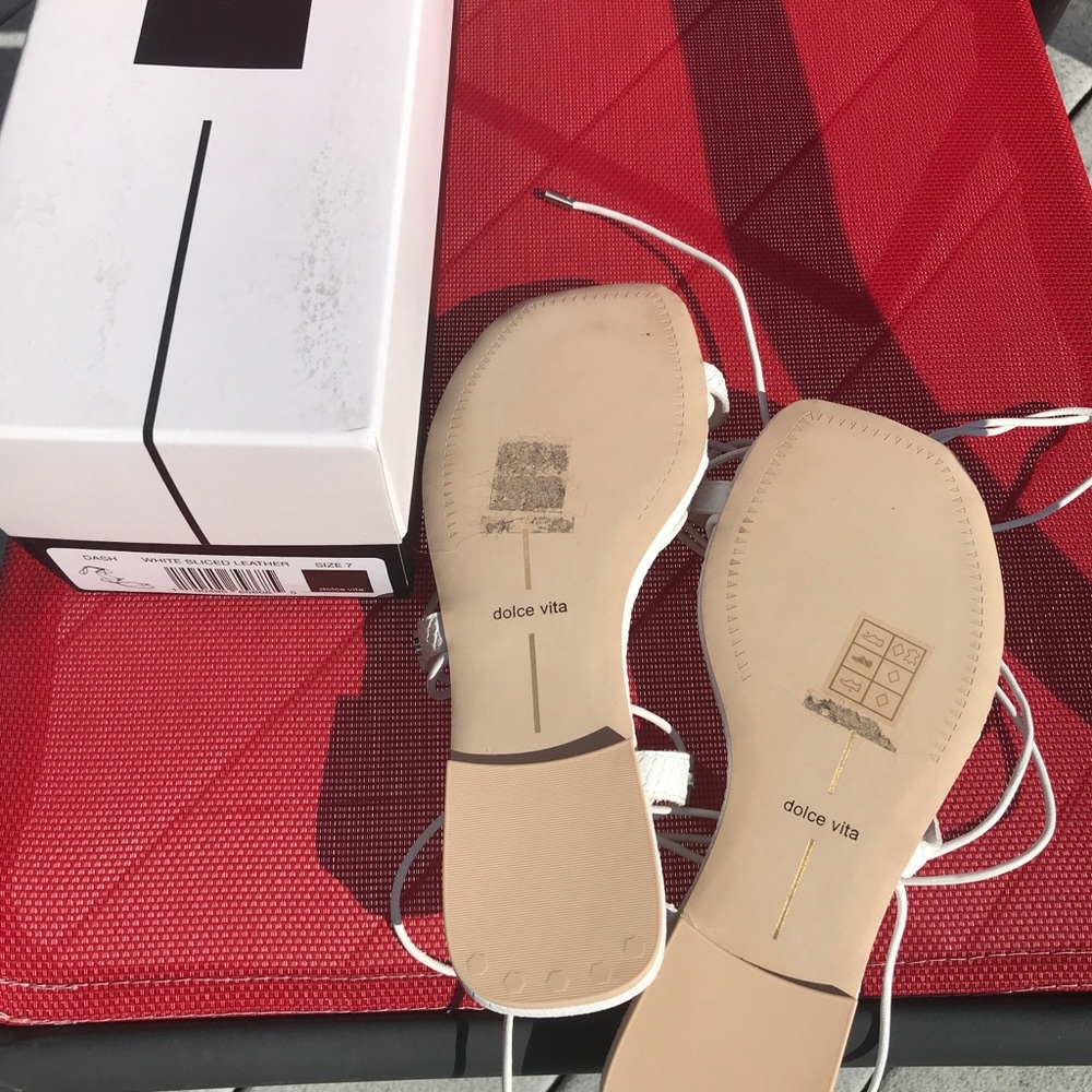 NWT White Leather Dolce Vita Dash Sandal - Picture 7 of 8